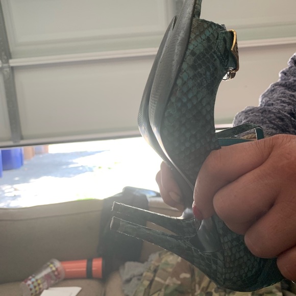 BCBG High Heels - Picture 8 of 8